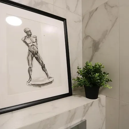 Flat For 2 Or 1 With Free Parking And Fast Wi-fi Апартаменты Вильнюс