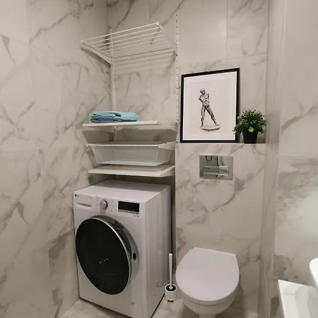 Flat For 2 Or 1 With Free Parking And Fast Wi-fi Vilnius