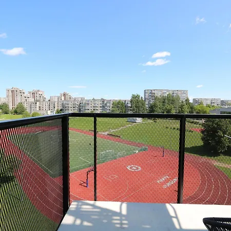 Flat For 2 Or 1 With Free Parking And Fast Wi-fi Апартаменты *