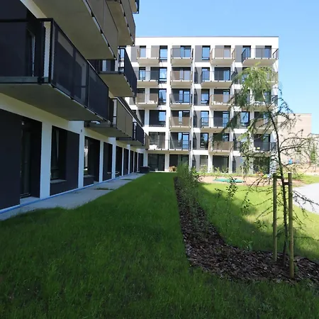 Flat For 2 Or 1 With Free Parking And Fast Wi-fi Apartamento