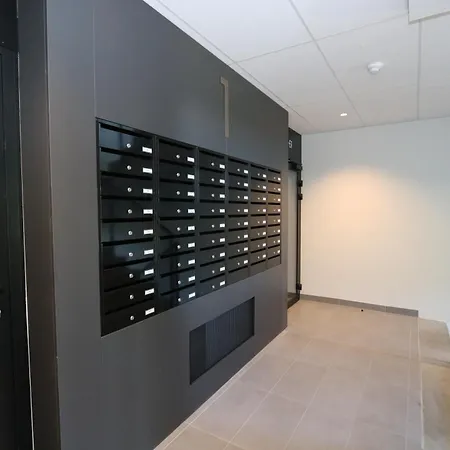 Flat For 2 Or 1 With Free Parking And Fast Wi-fi Apartamento *
