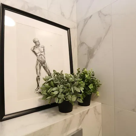 Flat For 2 Or 1 With Free Parking And Fast Wi-fi *