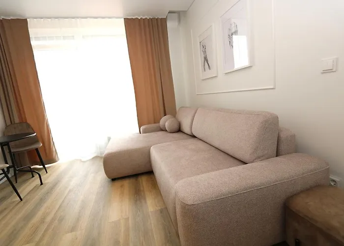 Flat For 2 Or 1 With Free Parking And Fast Wi-fi *