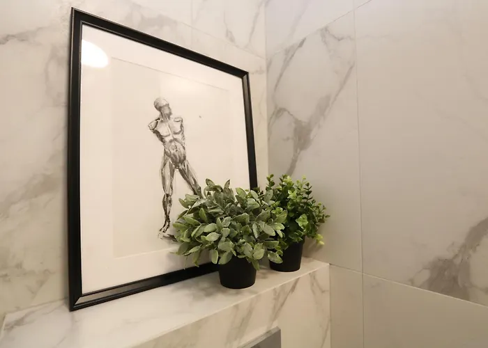 Flat For 2 Or 1 With Free Parking And Fast Wi-fi *