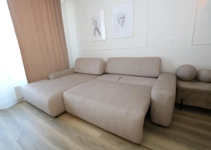 Flat For 2 Or 1 With Free Parking And Fast Wi-fi Lägenhet *