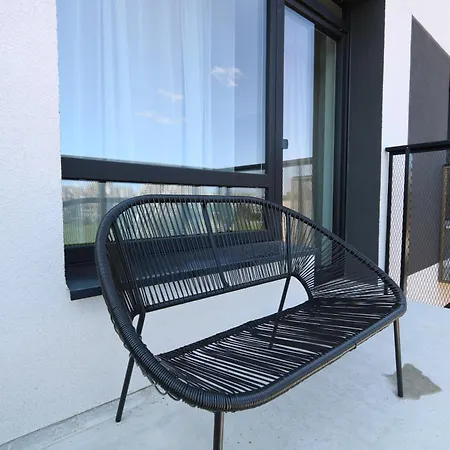 アパート Flat For 2 Or 1 With Free Parking And Fast Wi-fi *