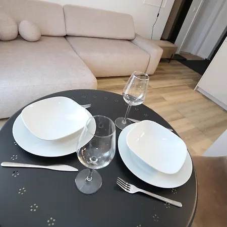 Flat For 2 Or 1 With Free Parking And Fast Wi-fi ヴィリニュス